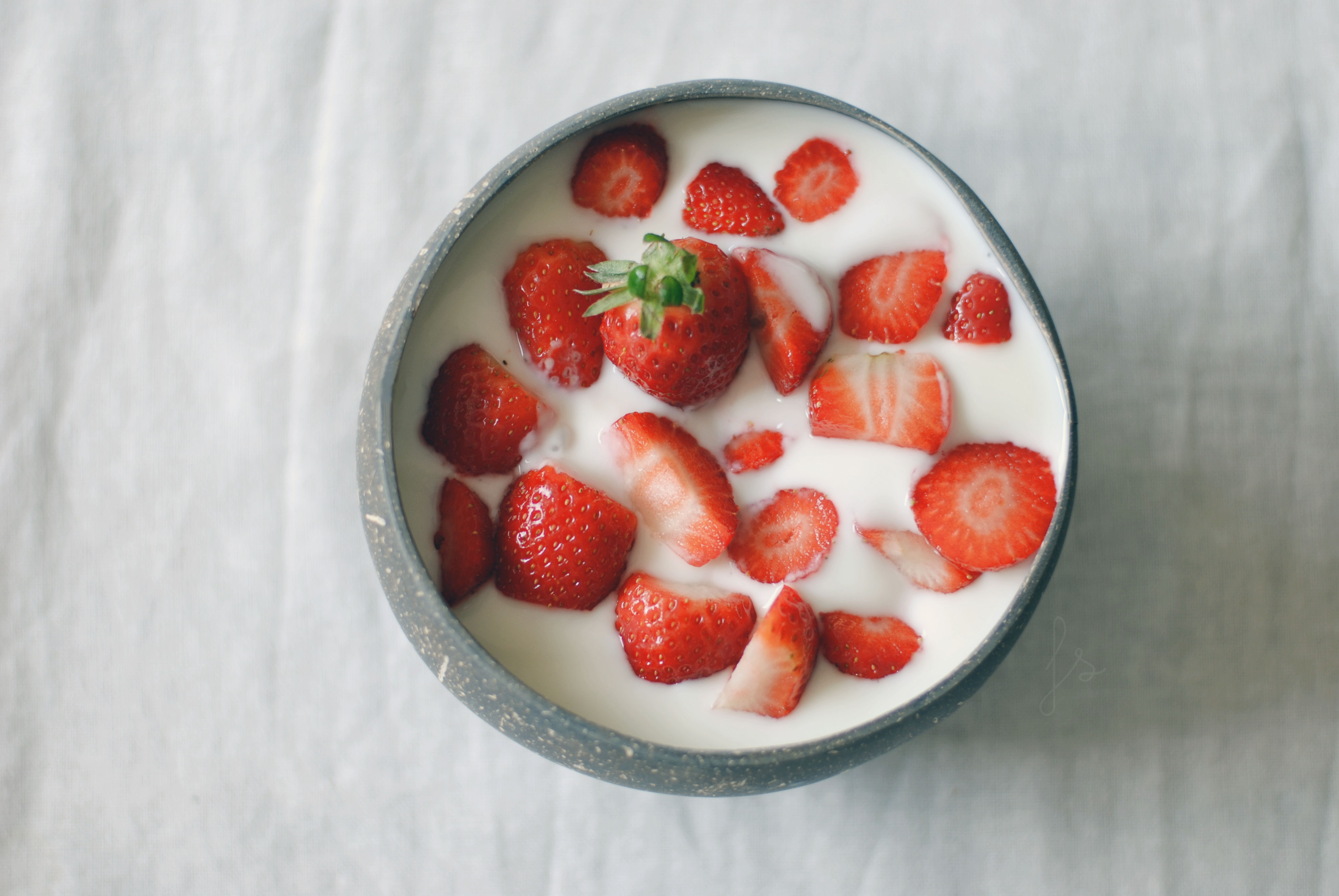 strawberry yogurt for hair