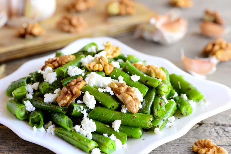 Green Bean, Walnut, and Fennel Salad with Goat Cheese