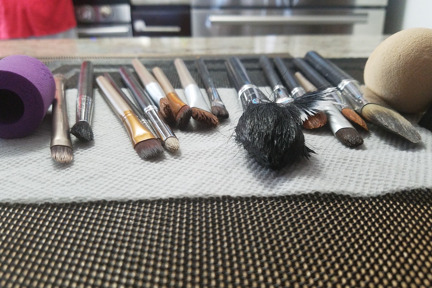 https://www.womansworld.com/wp-content/uploads/2019/10/best-makeup-brushes.jpg