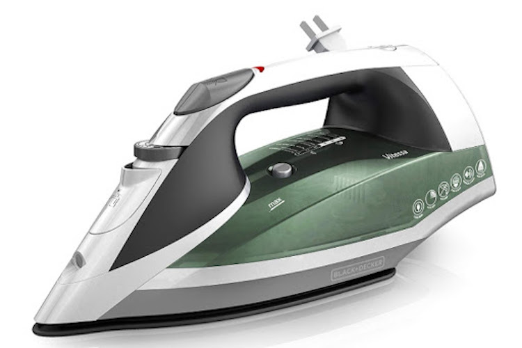 Black + Decker Iron