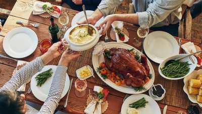Practicing Gratitude on Thanksgiving Can Add Years to Your Life, Experts Say