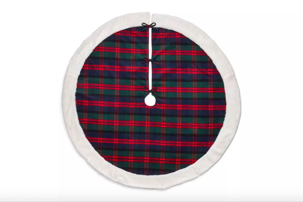 Bloomingdale's Tree Skirt