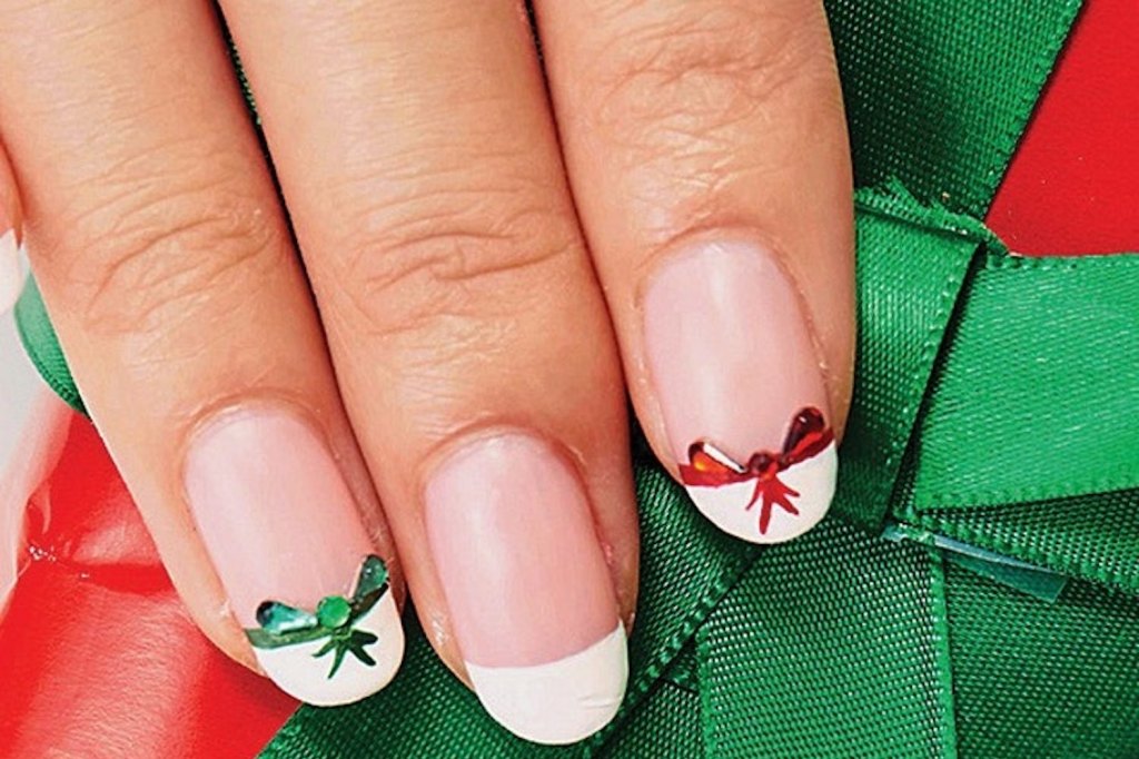 Bow Tip Nails