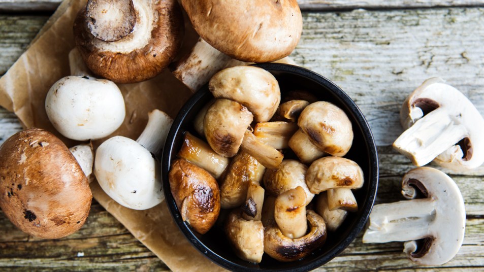 Bowl of white mushrooms