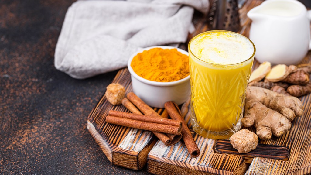 A glass of turmeric milk that is great for weight loss