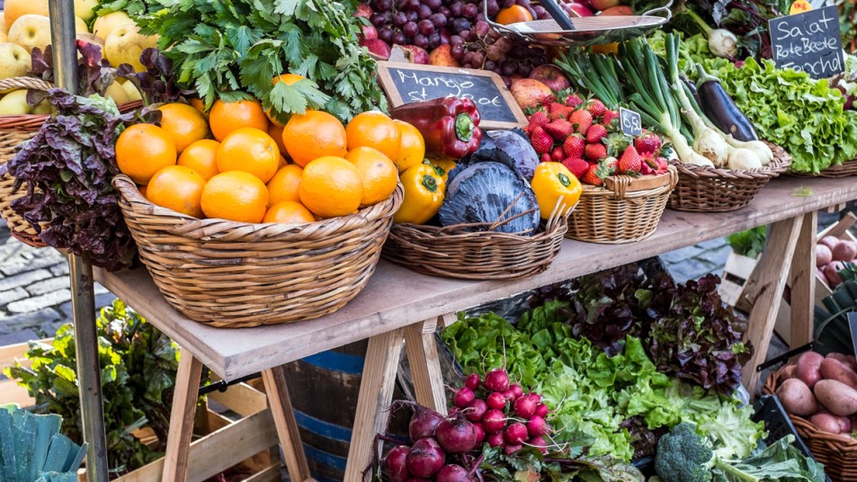 Farmer's market fruits and veggies