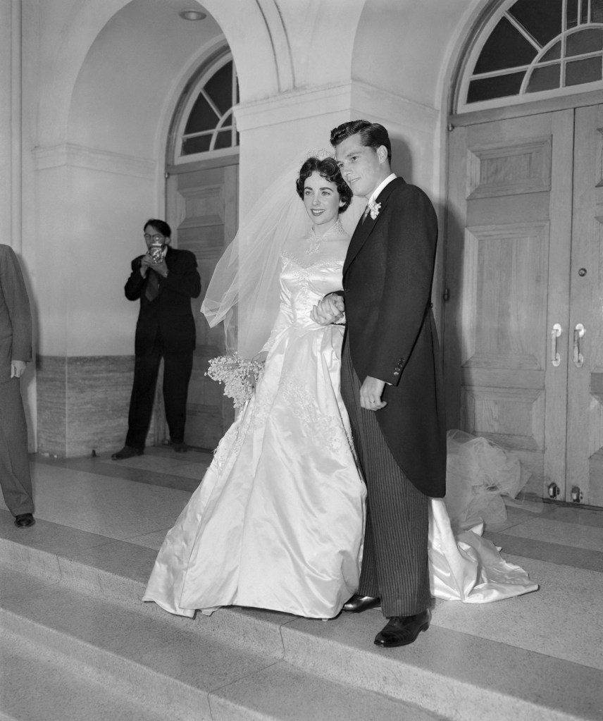 Nicky Hilton, Jr. and Elizabeth Taylor after their wedding, 1950