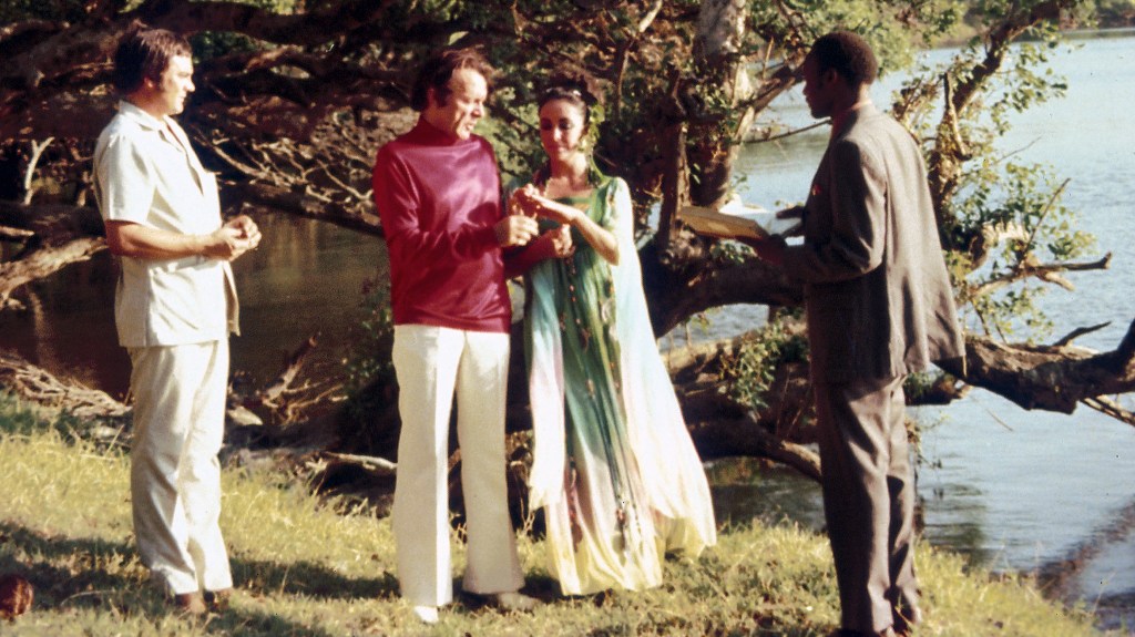 Elizabeth Taylor and Richard Burton's second wedding