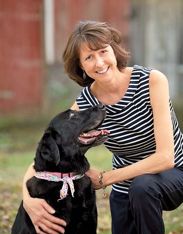 Lisa Lunghofer with a dog