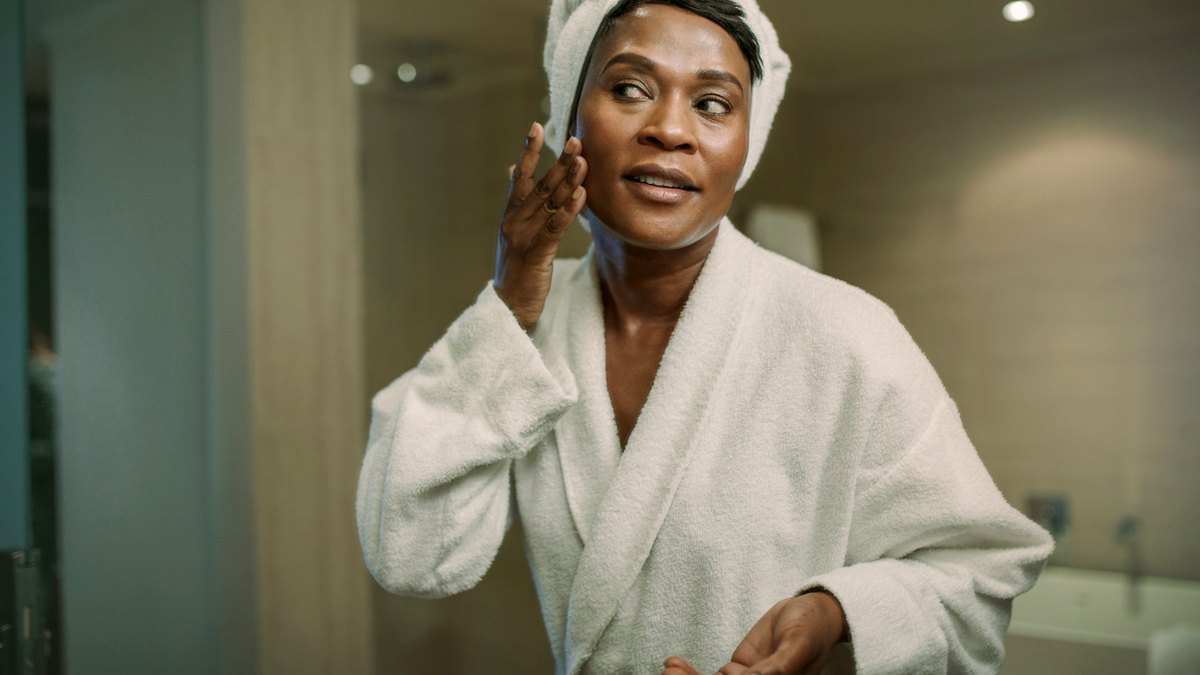 Easy Winter Treatments for Skin and Hair | Woman's World