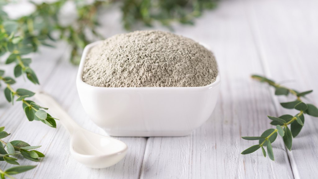 Bentonite clay
