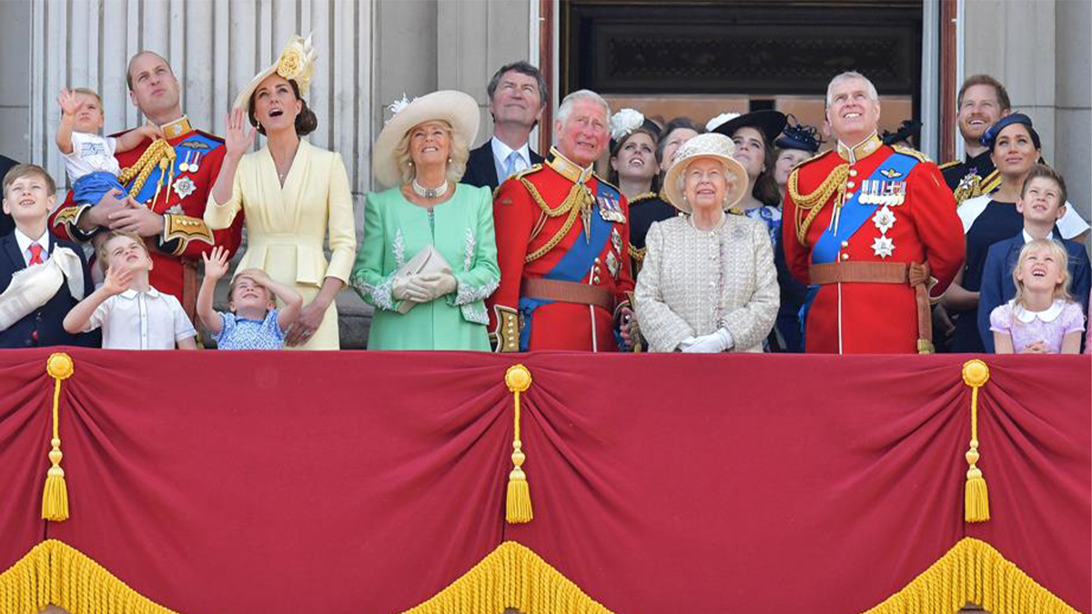 The 2022 Celebratory Plans For the Queen's Jubilee Woman's World