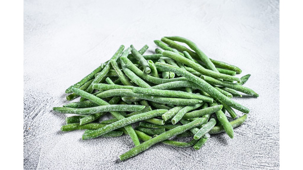 A pile of frozen green beans as part of our guide on how to blanch green beans