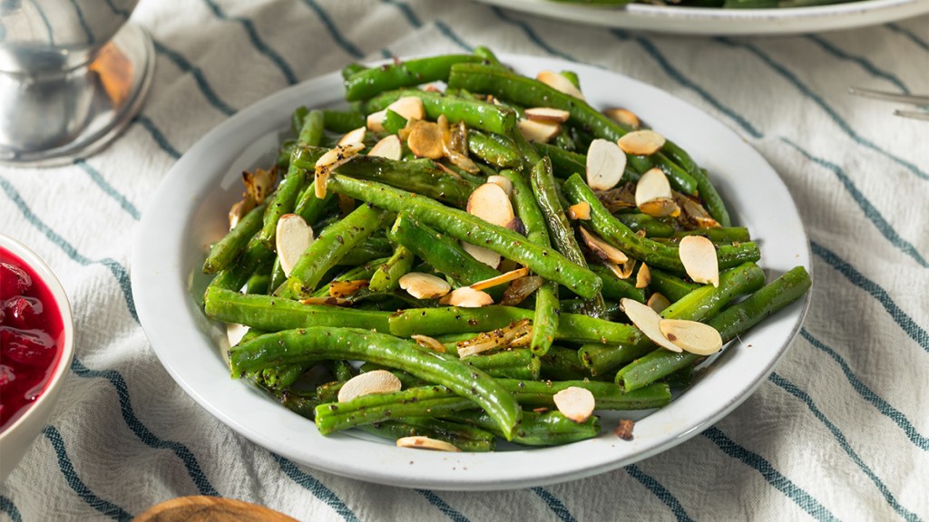 A green beans and almonds recipe as part of our guide on how to blanch green beans
