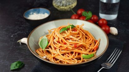 Spaghetti in red sauce