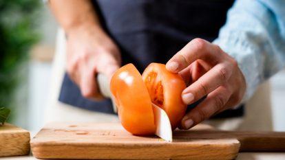cut-tomatoes-hack