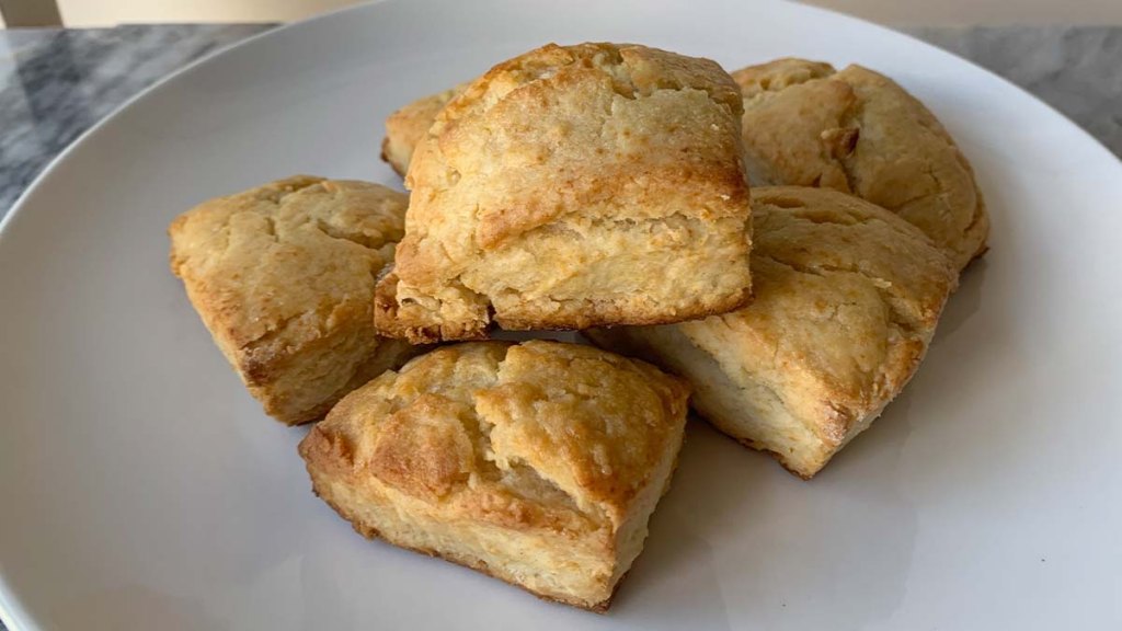 2 ingredient homemade biscuits