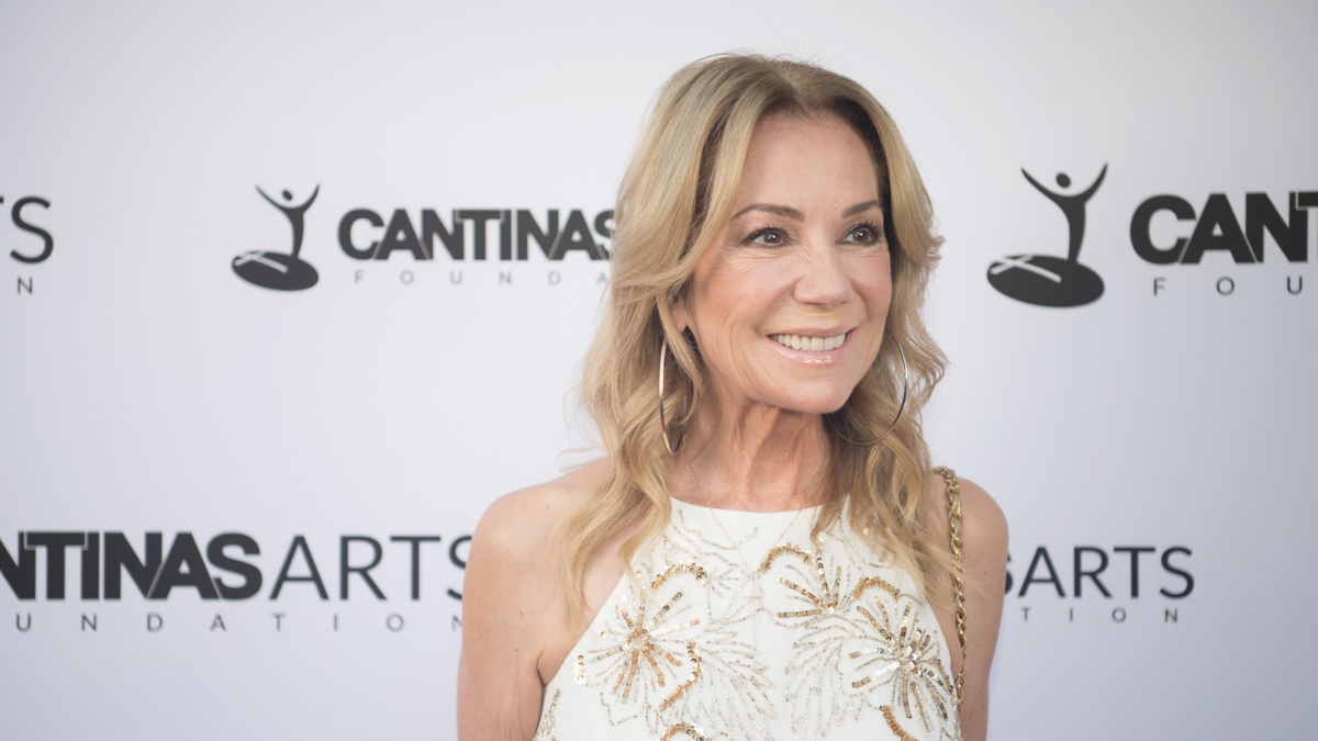 Kathie Lee Gifford Offers Relationship Advice - Woman's World