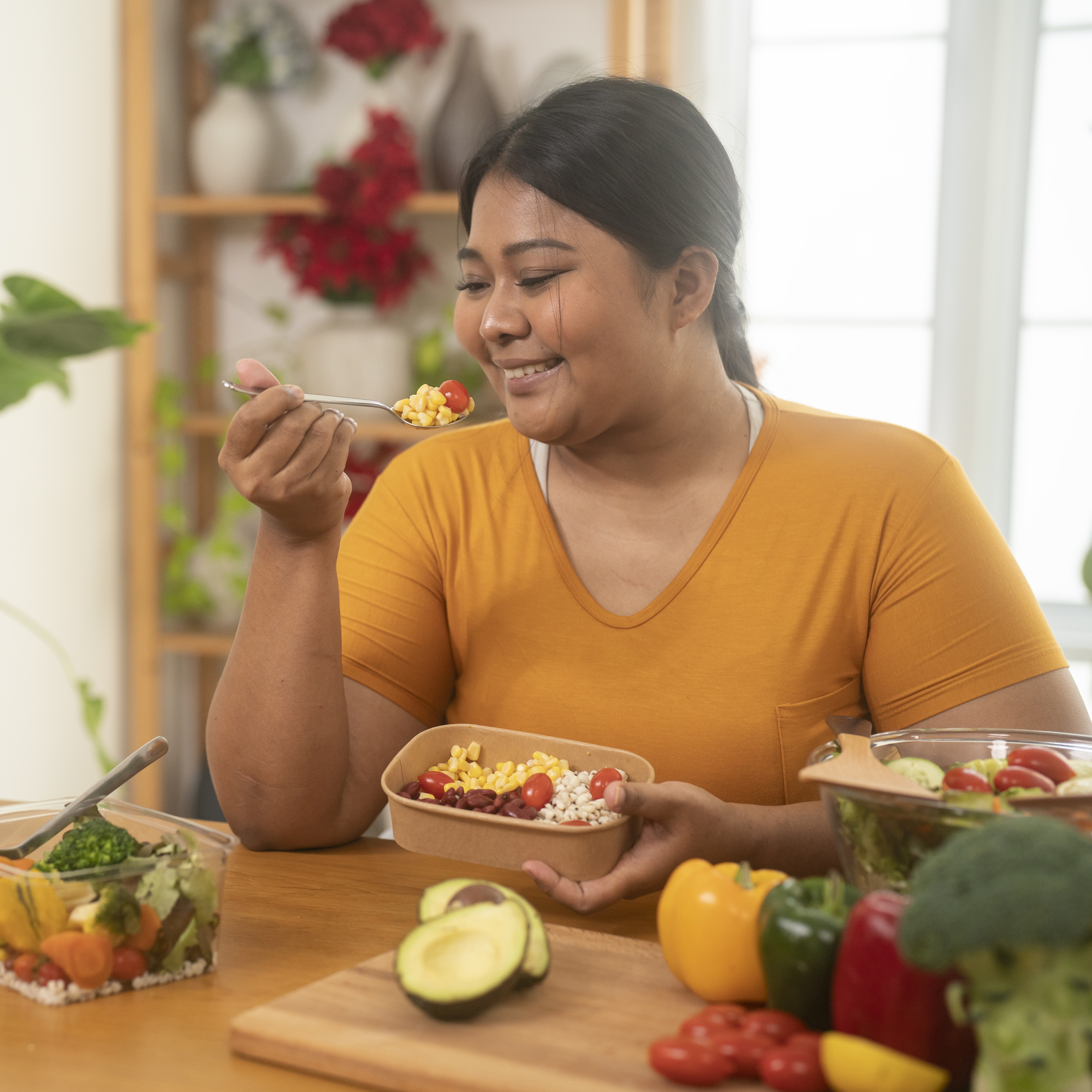 Woman eating healthy breakfast