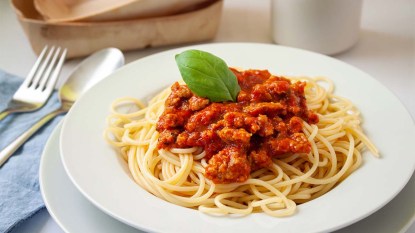 A plate of spaghetti bolognese
