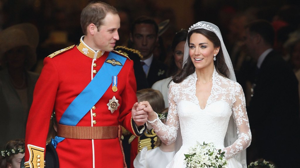 William sharing a look of love to Kate