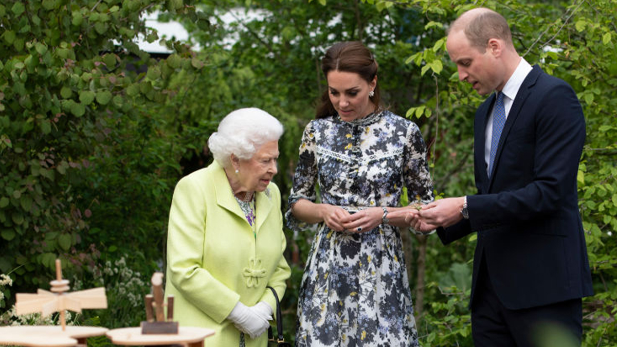 William and Kate Join the Queen for a Summer Vacation - Woman's World