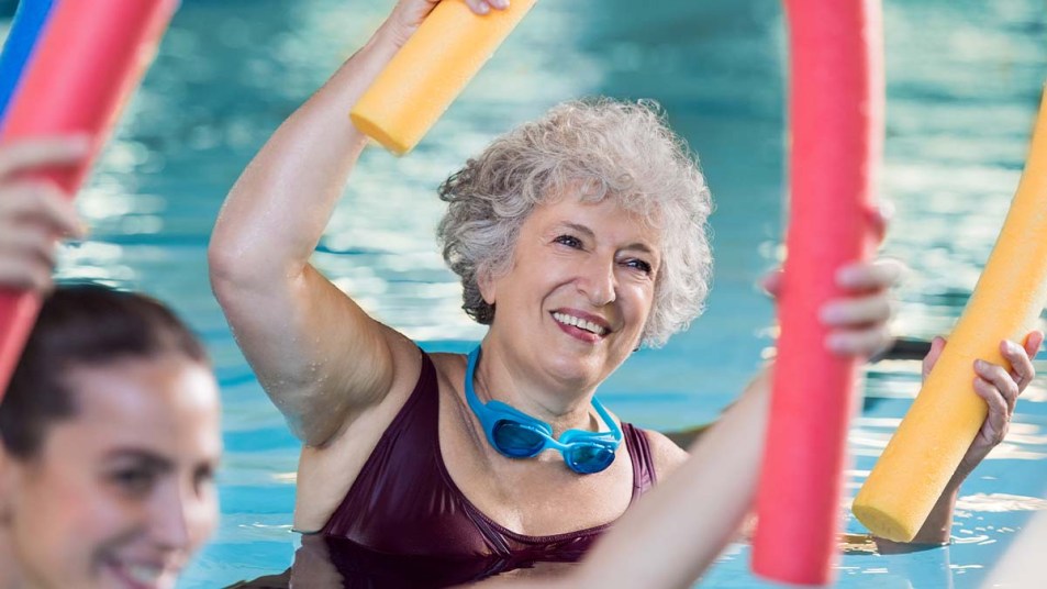 Woman-doing-water-aerobics-exercises