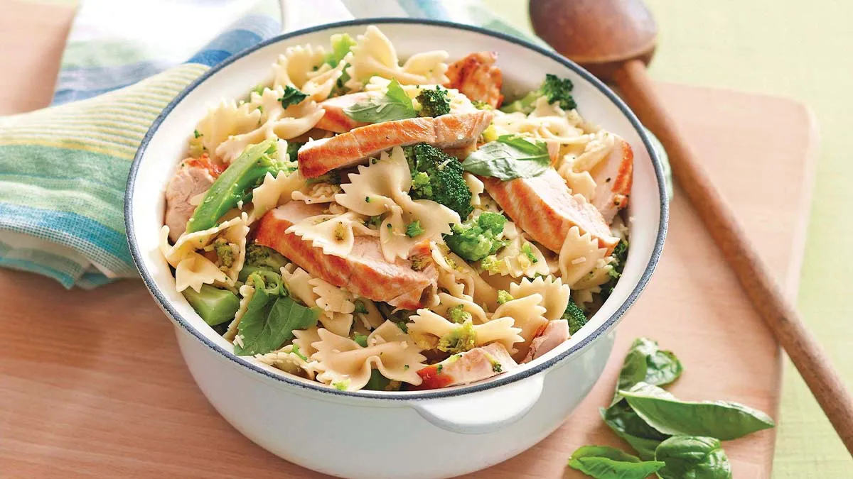 Caesar Chicken Bowties as part of a roundup of high fiber foods and recipes