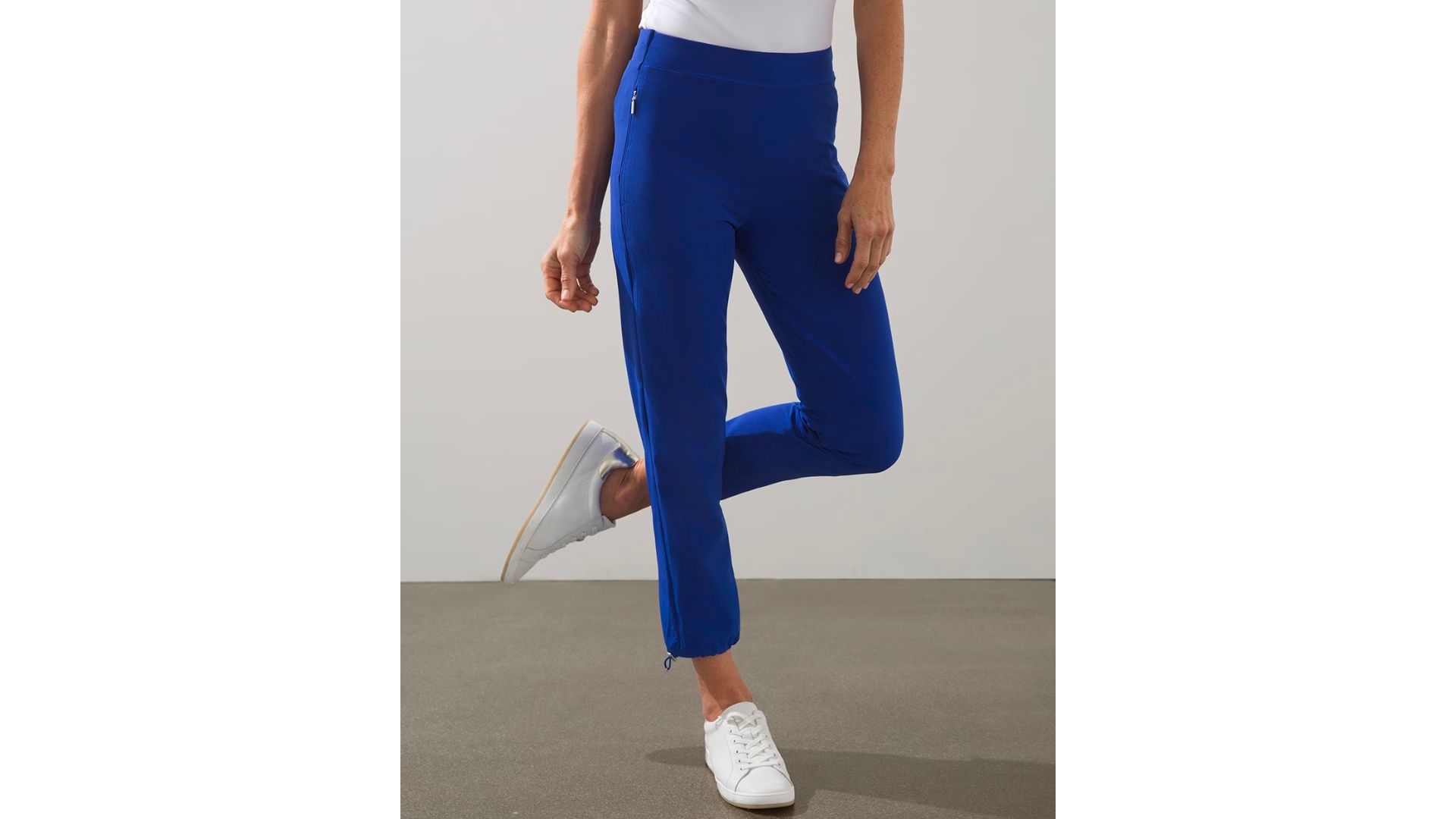 Best Workout Clothes For Women Over 50