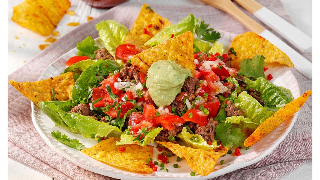 Mexican Salad with Corn Tortilla Chips
