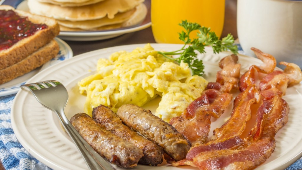 Büyük Bir Kahvaltı Metabolizmayı Gerçekten Hızlandırır mı?