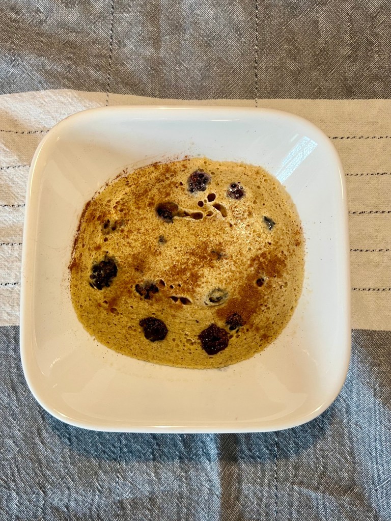 microwave baked oat cake with blueberries