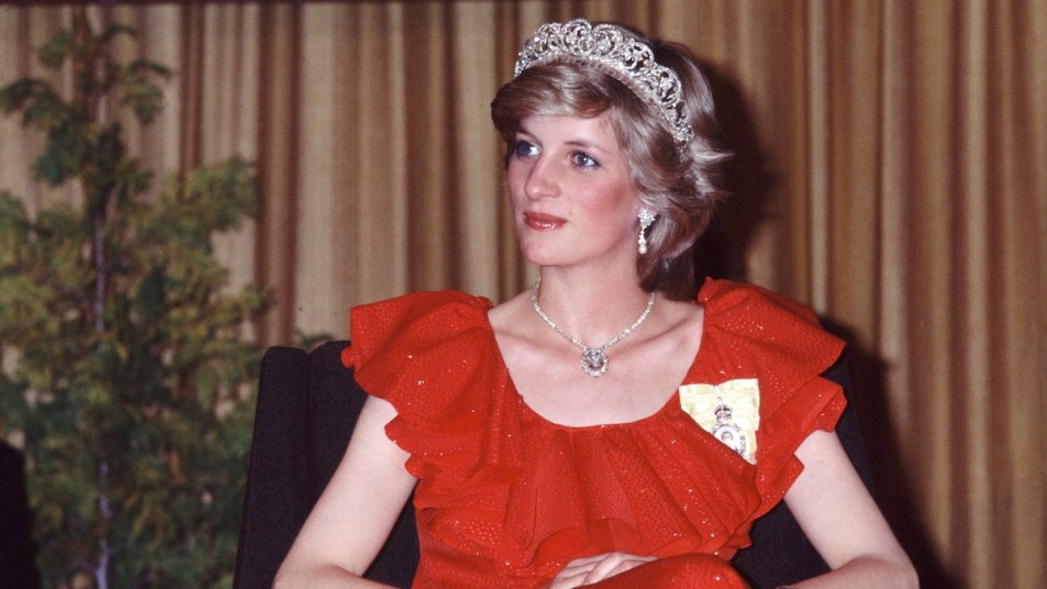 Princess Diana in crown at Royal Tour of Australia in 1983
