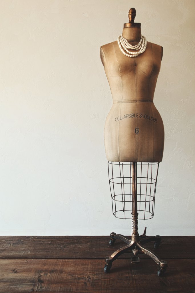 Antique,Dress,Form,With,Vintage,Feel