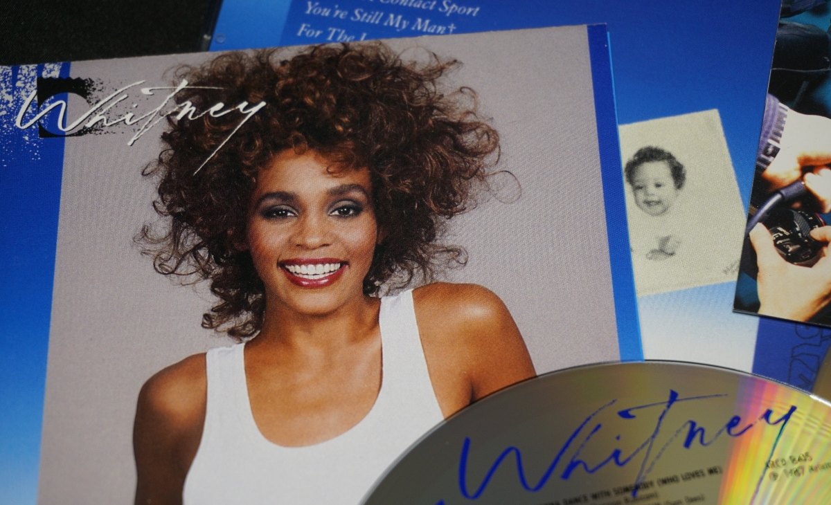 The Stories Behind Whitney Houston s Greatest Hits Woman s World the-stories-behind-whitney-houston-s-greatest-hits-woman-s-world