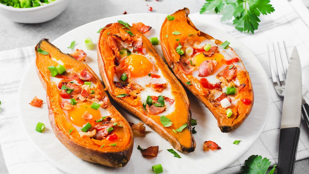 Galveston Diet recipe for Baked Sweet Potato Stuffed with Egg, Bacon, and Green Onions 