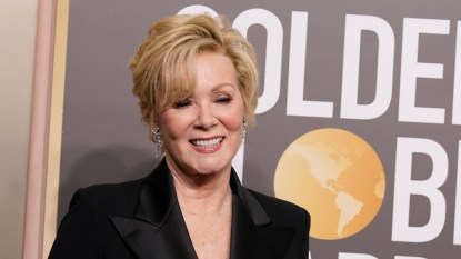 Jean Smart arrives at the 80th annual Golden Globe Awards at the Beverly Hilton Hotel, in Beverly Hills, Calif