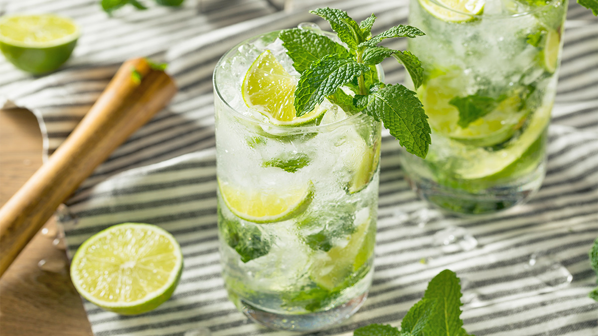 Garden-to-Table Mint Mojito as part of a guide on making recipes for herb cocktails