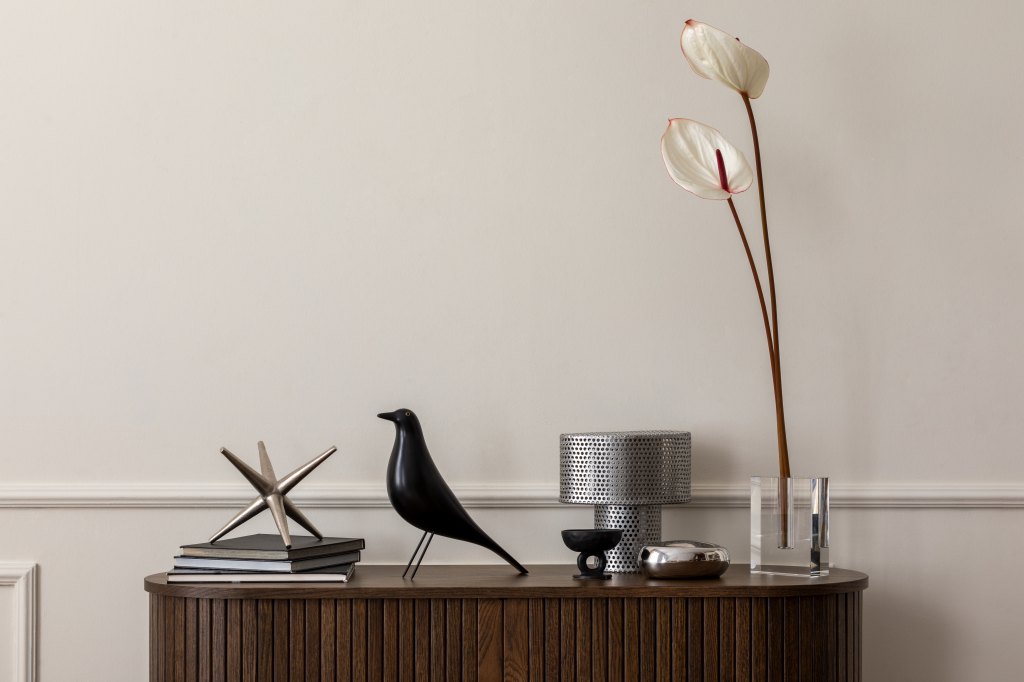 Minimalist,Composition,Of,Living,Room,Interior,With,Mock,Up,Poster