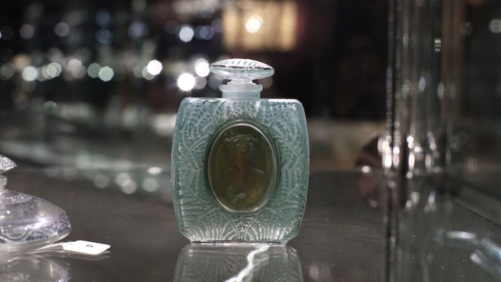 Antika Parfüm Şişeleri Size Büyük Paralar Kazandırabilir