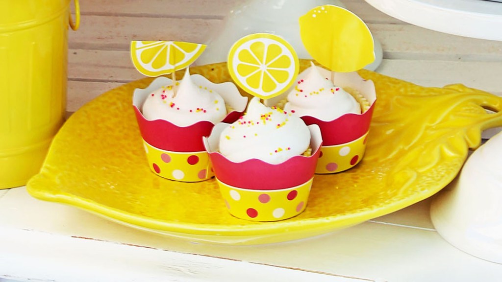 Lemonade flavored cupcakes with lemon cupcake toppers