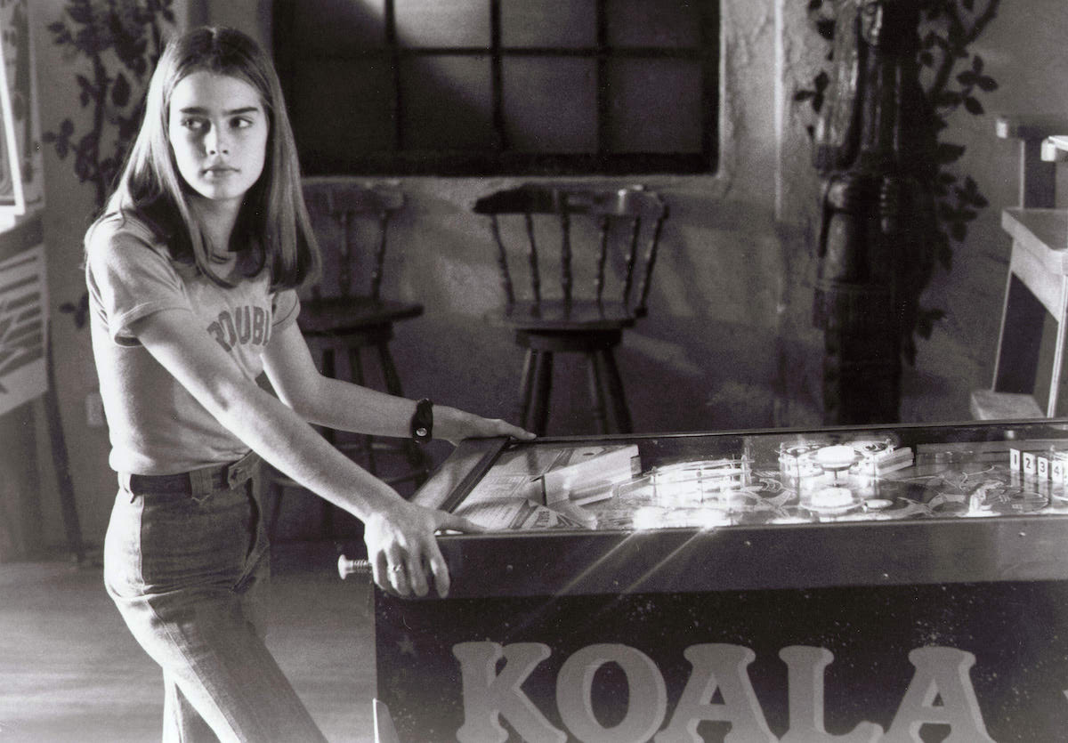 Brooke Shields with pinball machine in Tilt (1978)
