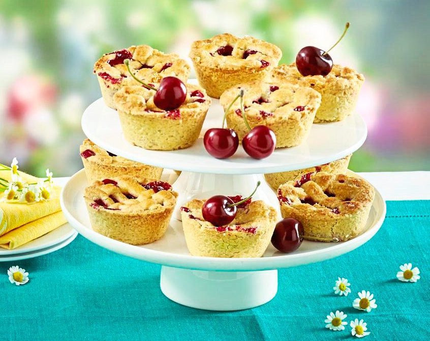 Muffin Tin Lattice Cherry Pies
