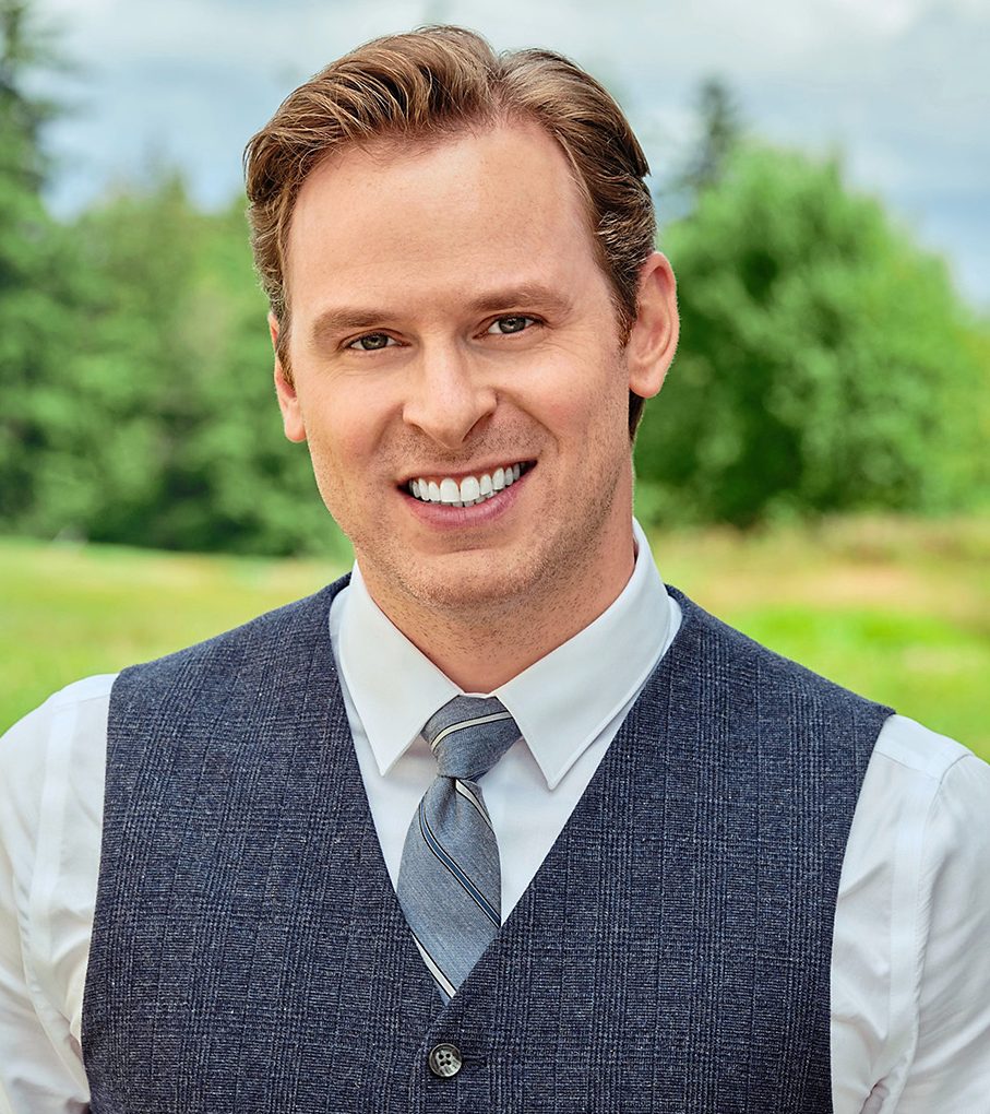 Ben Rosenbaum as Mike Hickam When Calls the Heart season 10