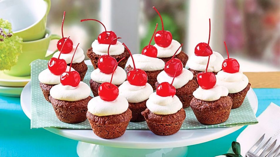 Mini Brownie Cups topped with cherries and Mascarpone Cream