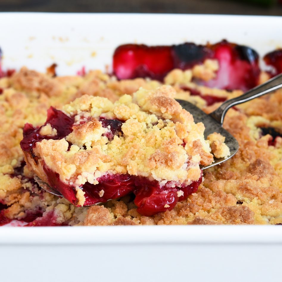Cherry pineapple dump cake