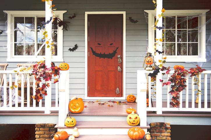 Halloween door idea: Scary-cute style