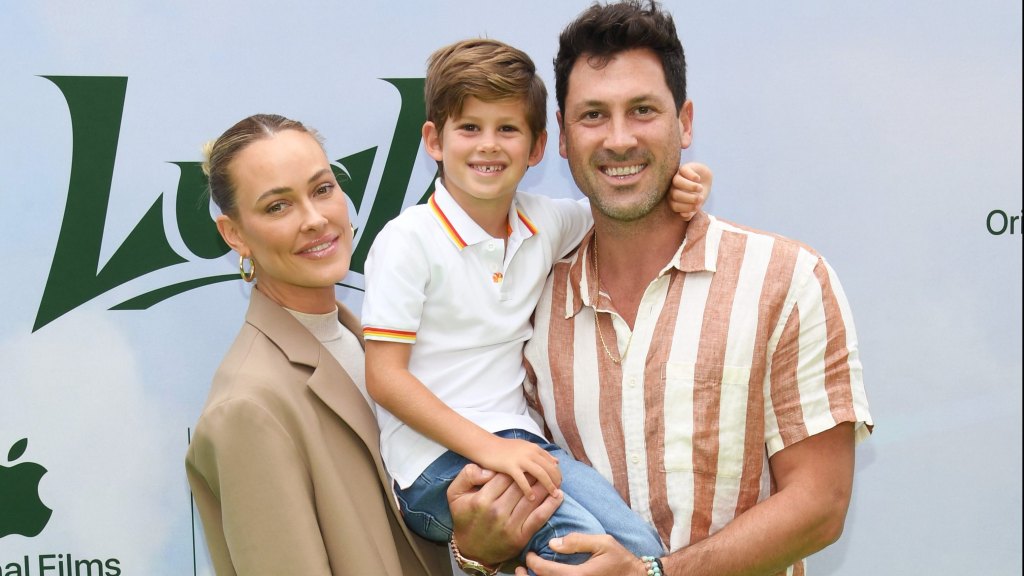 Peta Murgatroyd, Shai Chmerkovskiy and Maks Chmerkovskiy, 2022