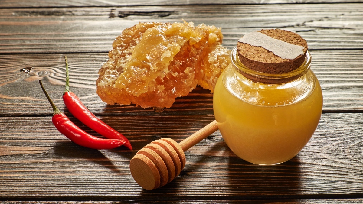 Food Cures: DIY Medicinal Honey {with raw honey, herbs, and essential oils}