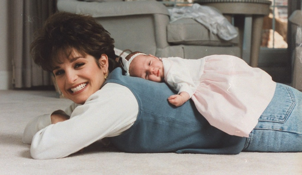Mary Lou Retton with her daughter, Shayla, in 1995